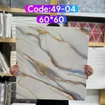 ومی پشت چسبدار  کاملا قابل شستشو میباشد.سبک و قابل برش با قیچی و کاتر، قابل نصب روی گچ رنگ و هرگونه سطح صاف دیگر. ضخامت 3 میلیمتر میباشد.براحتی میتوان در مناطق مرطوب استفاده کرد.ابعاد هر ورق  60*60 سانتیمتر با توجه به سادگی و سهولت در نصب و همچنین سبکی و خاصیت آکوستیک و قابلیت ضد ضربه بودن یکی از پرفروشترین انواع دیوارپوش سه بعدی در بازار ایران است. برا محاسبه تعداد مورد نیاز مساحت دیوار را ضربدر سه کنید.